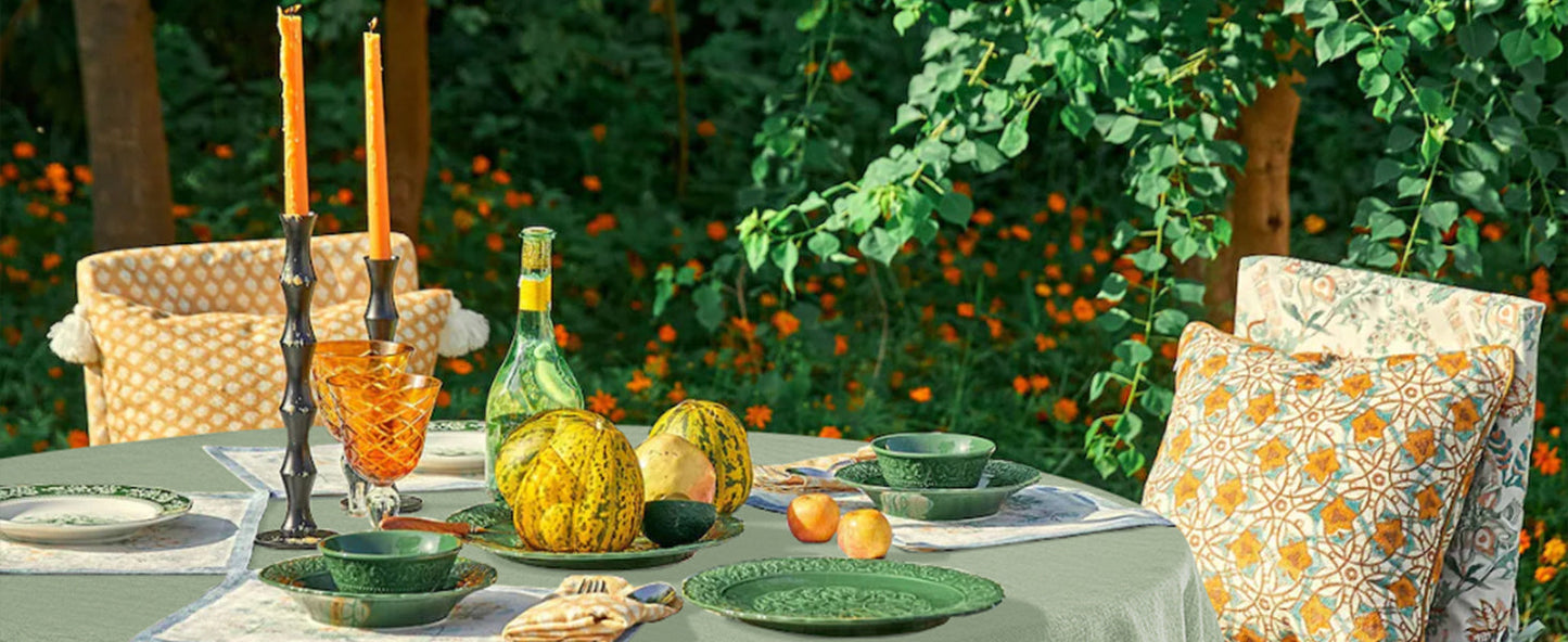 Decorelia Faux Linen Round Tablecloths 60 inch, Waterproof Decorative Washable Texture Rustic Circle Table Cloth Cover for Dining Kitchen Party Farmhouse Outdoor(Round (2-4 Seats),Sage Green)